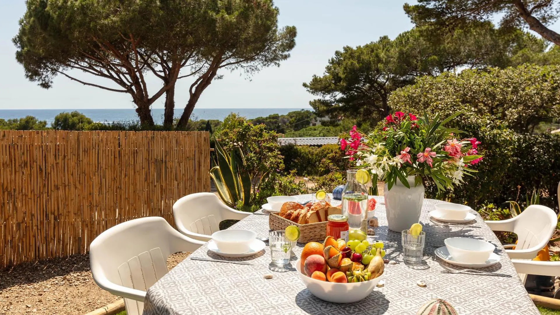 Le Photinia, Mobil-Home Climatise Avec Vue Mer Situe Au Coeur Du Domaine Hyeres 0*,